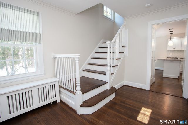 30 Sedgwick Road, West Hartford, CT 06107