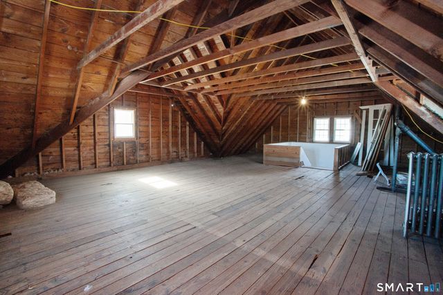 30 Sedgwick Road, West Hartford, CT 06107