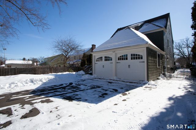 30 Sedgwick Road, West Hartford, CT 06107