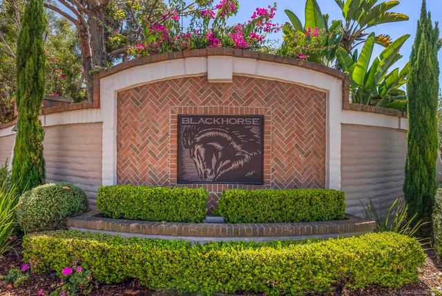 9643 Claiborne Square, La Jolla, CA 92037