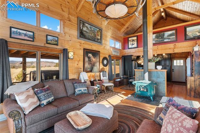 558 Hawk Lane, Florissant, CO 80816