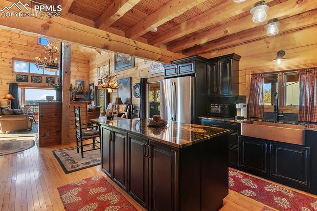 558 Hawk Lane, Florissant, CO 80816