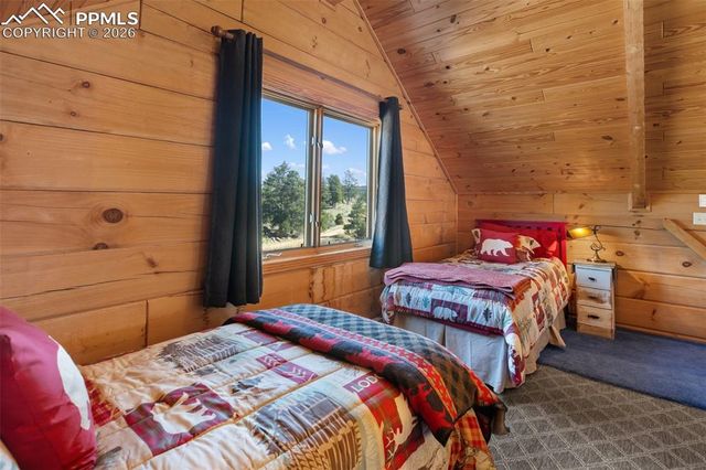 558 Hawk Lane, Florissant, CO 80816