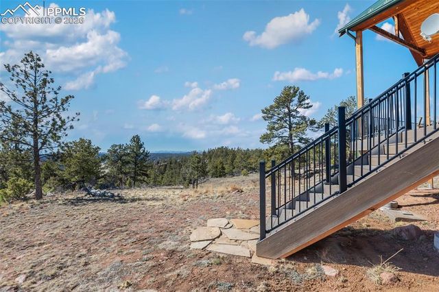 558 Hawk Lane, Florissant, CO 80816