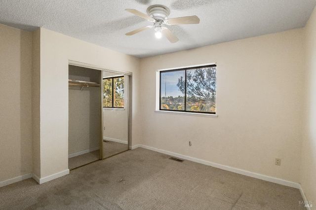 235 Toledo Ct, Vallejo, CA 94591