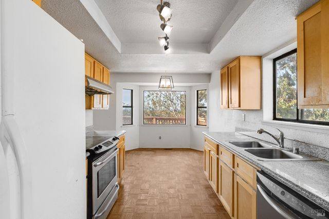 235 Toledo Ct, Vallejo, CA 94591