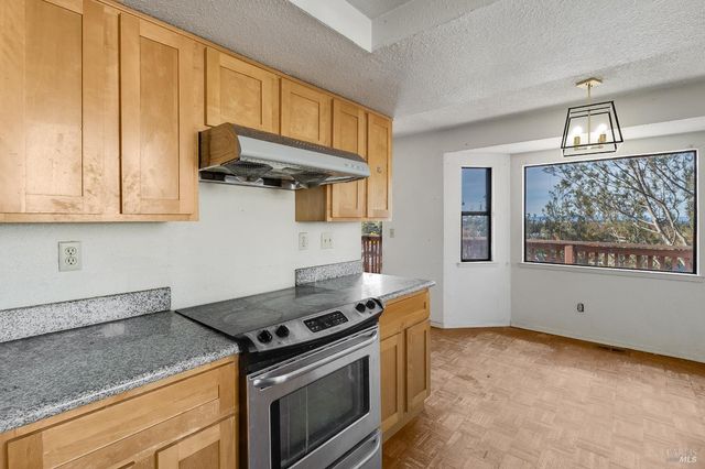 235 Toledo Ct, Vallejo, CA 94591