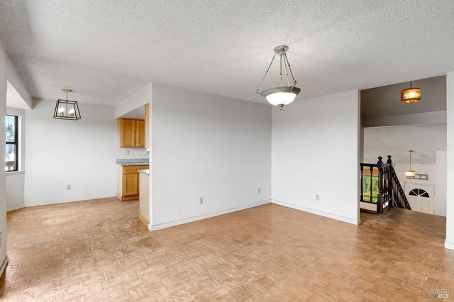 235 Toledo Ct, Vallejo, CA 94591