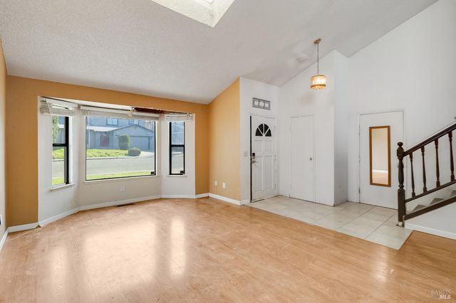 235 Toledo Ct, Vallejo, CA 94591