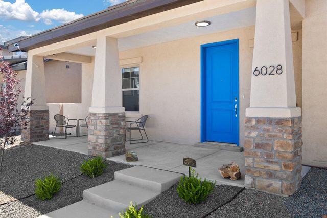 6028 NAUMAN Drive SE, Albuquerque, NM 87106