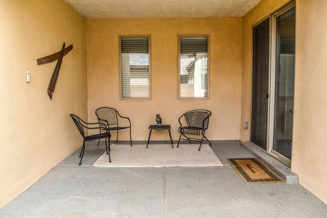 6028 NAUMAN Drive SE, Albuquerque, NM 87106
