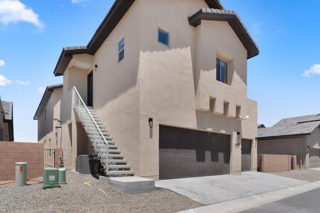 6028 NAUMAN Drive SE, Albuquerque, NM 87106