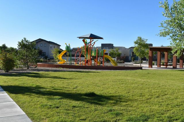 6028 NAUMAN Drive SE, Albuquerque, NM 87106