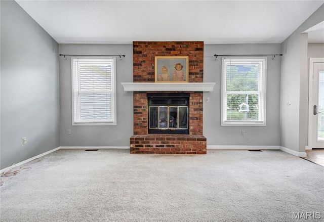 11775 Clarksdale Drive, Maryland Heights, MO 63043