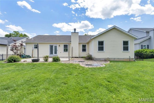 11775 Clarksdale Drive, Maryland Heights, MO 63043