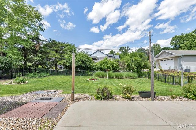 11775 Clarksdale Drive, Maryland Heights, MO 63043