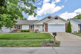 11775 Clarksdale Drive, Maryland Heights, MO 63043