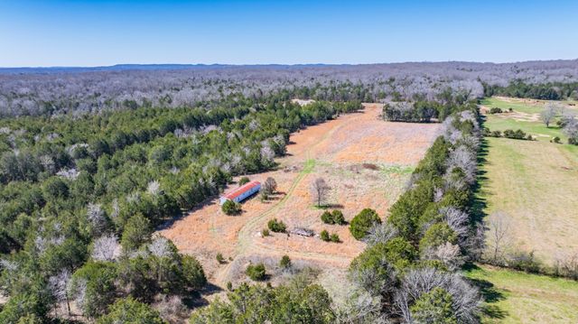 3562 Highway 431, Columbia, TN 38401