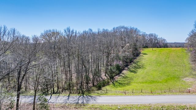 3562 Highway 431, Columbia, TN 38401