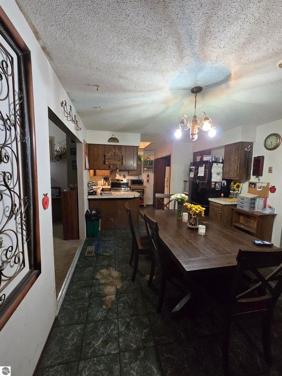 Image 11 of property listing at 6439 Tecumseh Avenue, Oscoda, MI 48750