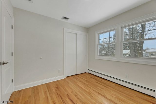 108 Packanack Lake Rd, Wayne Twp., NJ 07470