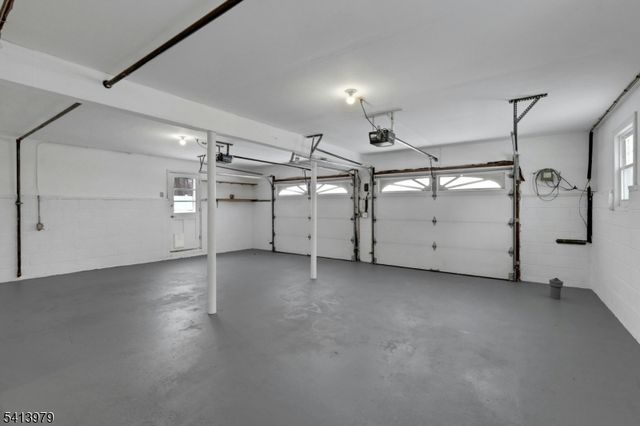 108 Packanack Lake Rd, Wayne Twp., NJ 07470