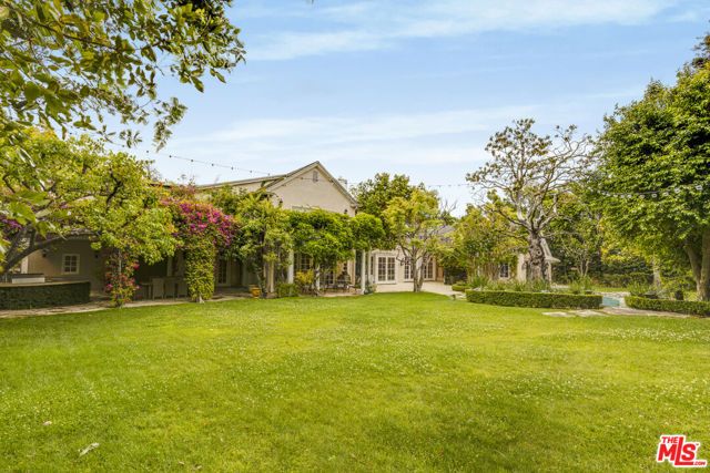 821 N Whittier Drive, Beverly Hills, CA 90210