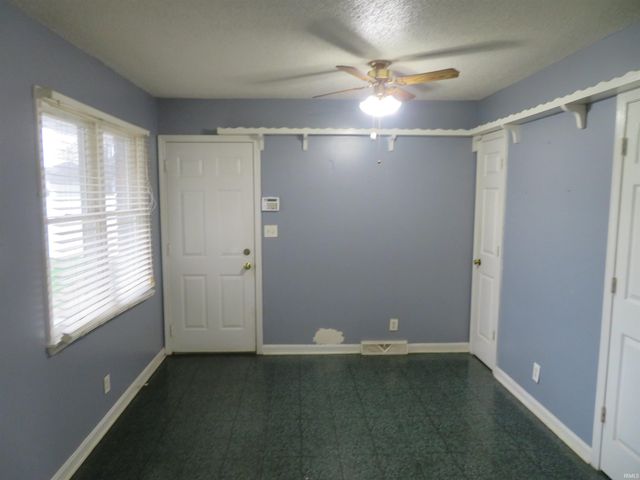 8400 Kifer Drive, Newburgh, IN 47630