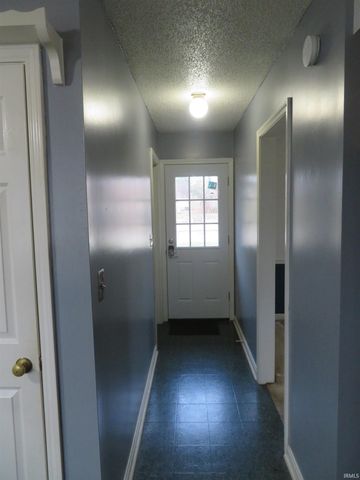 8400 Kifer Drive, Newburgh, IN 47630