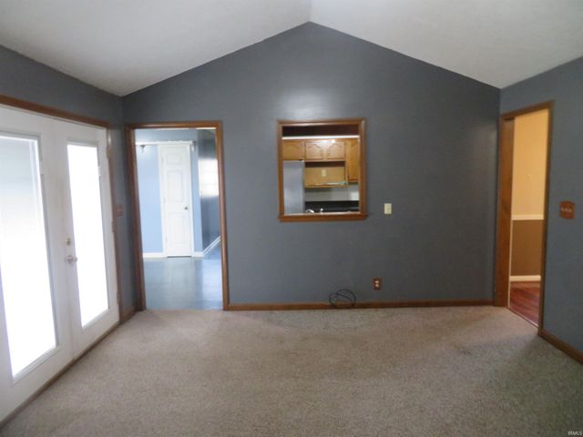 8400 Kifer Drive, Newburgh, IN 47630