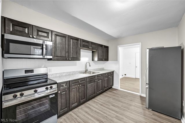 4882 Belle Meadow Road, Mentor, OH 44060