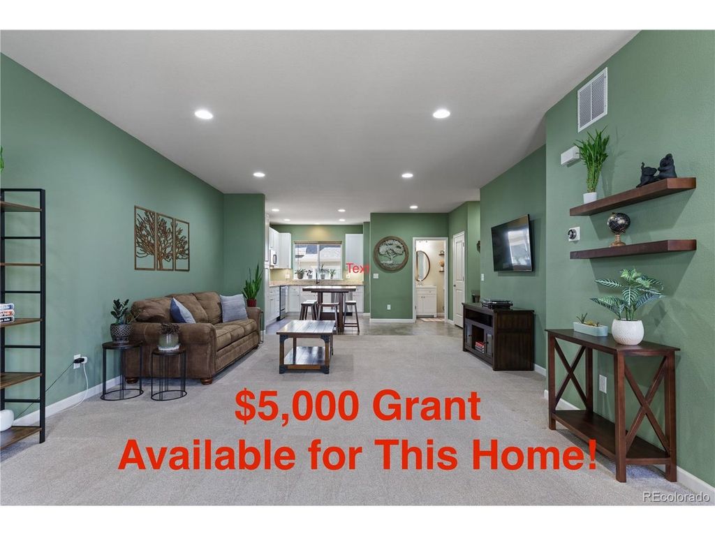 11250 Florence St 16E, Commerce City, CO 80640