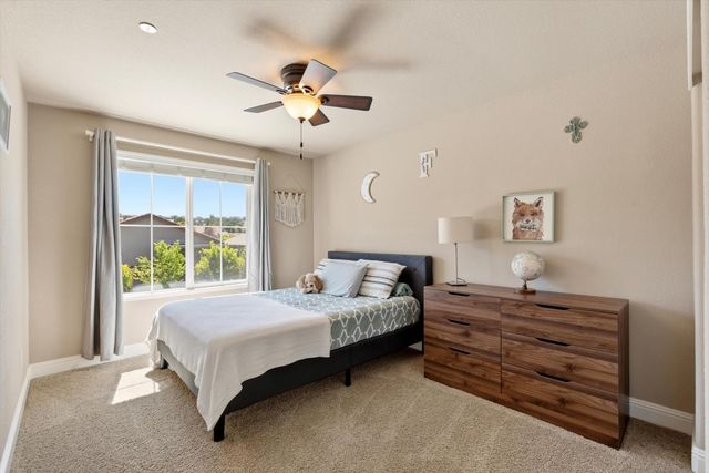 2113 Dripping Rock Ln, Lincoln, CA 95648