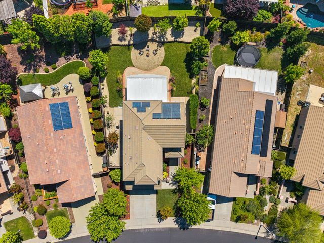 2113 Dripping Rock Ln, Lincoln, CA 95648