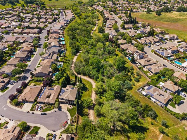 2113 Dripping Rock Ln, Lincoln, CA 95648