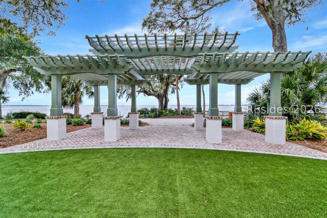 19 Salt Wind Way, Hilton Head Island, SC 29926