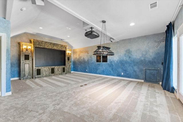 98 Victoria Drive W, Montgomery, TX 77356