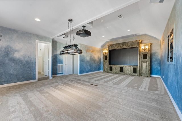 98 Victoria Drive W, Montgomery, TX 77356