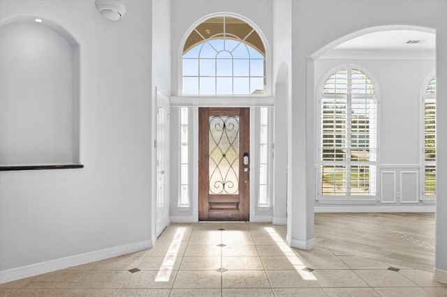 98 Victoria Drive W, Montgomery, TX 77356