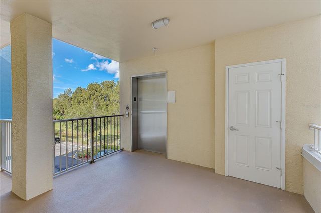 960 STARKEY ROAD 3302, Largo, FL 33771