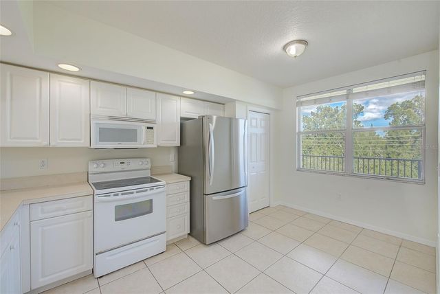 960 STARKEY ROAD 3302, Largo, FL 33771
