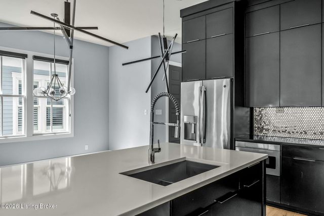 6416 Moonseed St, Prospect, KY 40059