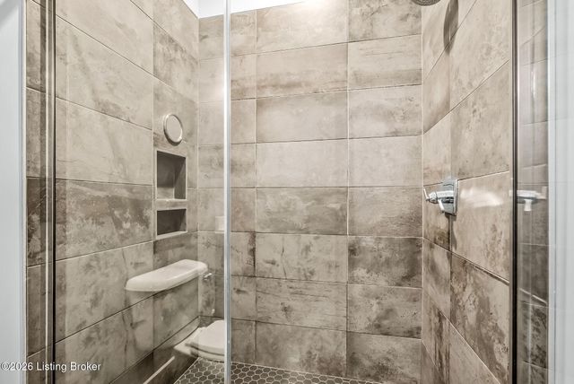 6416 Moonseed St, Prospect, KY 40059