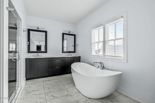 6416 Moonseed St, Prospect, KY 40059