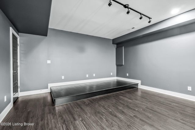 6416 Moonseed St, Prospect, KY 40059