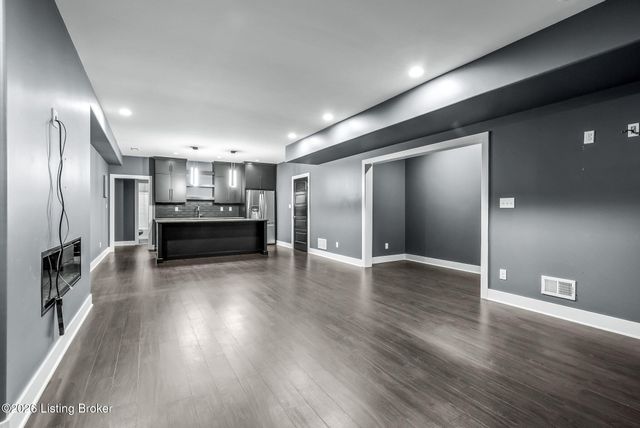 6416 Moonseed St, Prospect, KY 40059