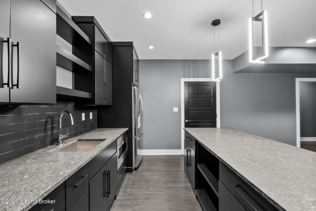 6416 Moonseed St, Prospect, KY 40059