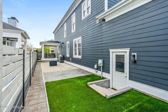 6416 Moonseed St, Prospect, KY 40059