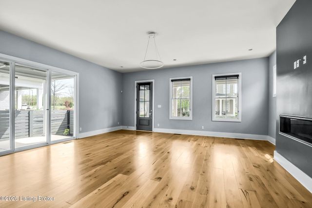 6416 Moonseed St, Prospect, KY 40059