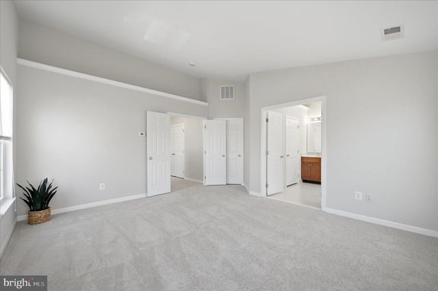 20047 NORTHVILLE HILLS TER, Ashburn, VA 20147